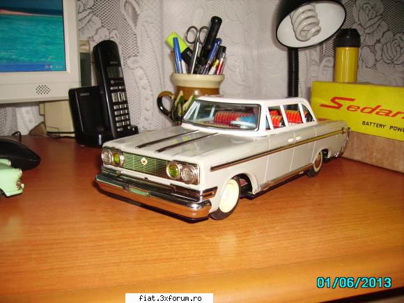 Jucarii Tabla sau Plastic (RO, DDR, USSR, Japonia, China) - O super limuzina china ME 728,la - Classic corner