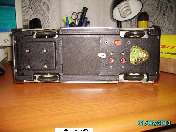 Jucarii Tabla sau Plastic (RO, DDR, USSR, Japonia, China) - de sub ea ;claxonul suna la - Classic corner