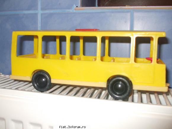 Jucarii Tabla sau Plastic (RO, DDR, USSR, Japonia, China) - Ultima achizitie, una bucata - Classic corner