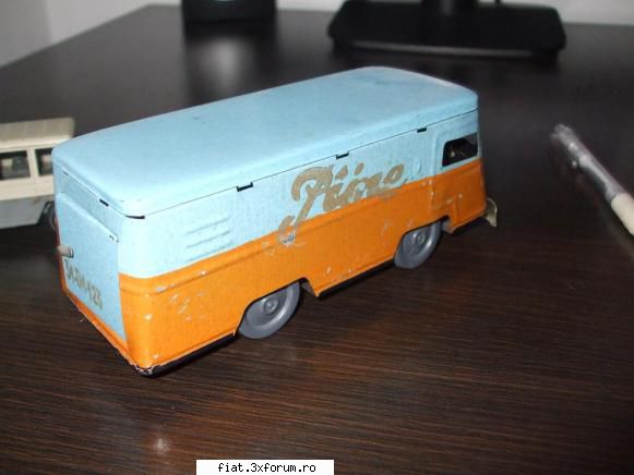 Jucarii Tabla sau Plastic (RO, DDR, USSR, Japonia, China) - Tv romanesc Paine, NOU- 200 lei - Classic corner