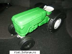 Jucarii Tabla sau Plastic (RO, DDR, USSR, Japonia, China) - vand tractoras veche 26 cm - Classic corner
