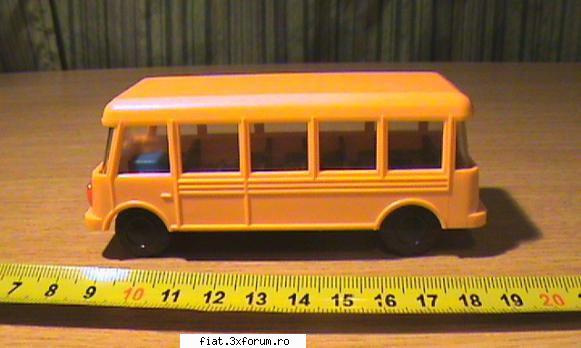 Jucarii Tabla sau Plastic (RO, DDR, USSR, Japonia, China) - microbuz plastic, anii 80 - Classic corner