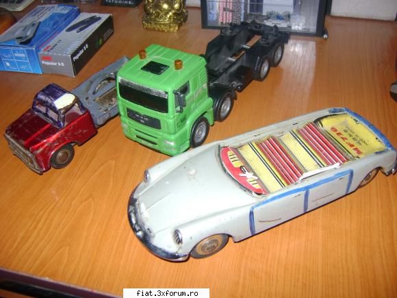 Jucarii Tabla sau Plastic (RO, DDR, USSR, Japonia, China) - De vanzare 40 ron - Classic corner