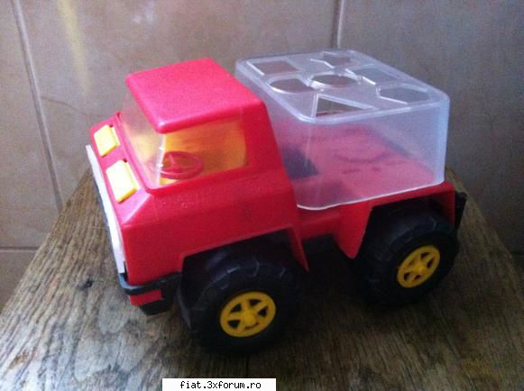 plastor buna
pret 50 jucarii tabla sau plastic (ro, ddr, ussr, japonia, china)