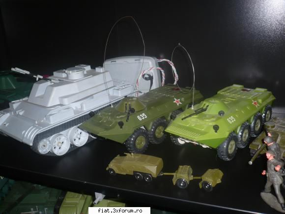 Jucarii Tabla sau Plastic (RO, DDR, USSR, Japonia, China) - caut/cumpar jucarii militare - Classic corner
