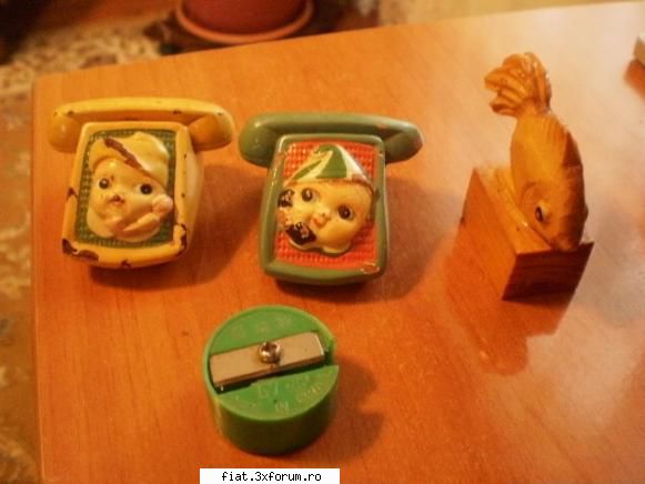 Jucarii Tabla sau Plastic (RO, DDR, USSR, Japonia, China) - ascutitori 5 ron bucata - Classic corner