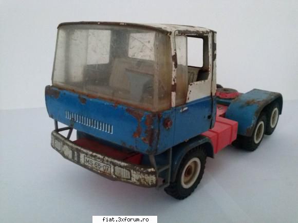 Jucarii Tabla sau Plastic (RO, DDR, USSR, Japonia, China) - vand camion de tabla...rotile - Classic corner