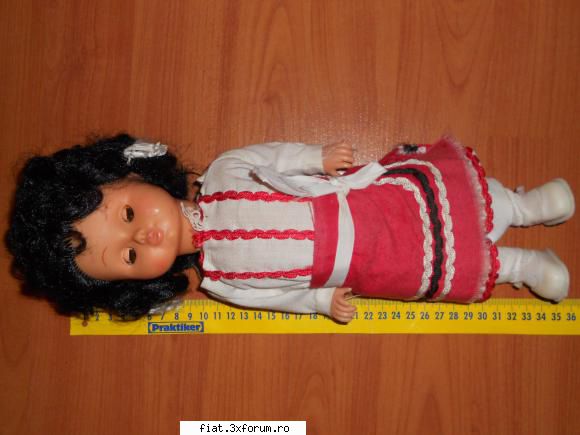 Jucarii Tabla sau Plastic (RO, DDR, USSR, Japonia, China) - Papusa Aradeanca, imbracaminte - Classic corner