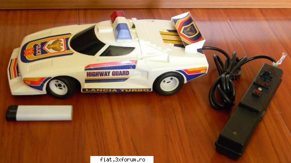 Jucarii Tabla sau Plastic (RO, DDR, USSR, Japonia, China) - masinuta politie 2 anii 80,90 - Classic corner