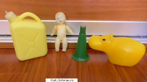 Jucarii Tabla sau Plastic (RO, DDR, USSR, Japonia, China) - lot jucarii vechi romanesti 50 - Classic corner