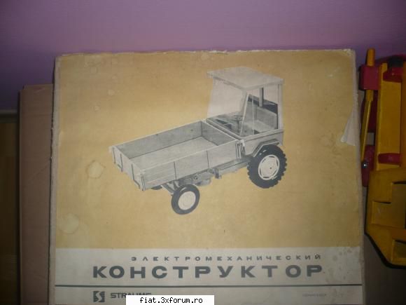Jucarii Tabla sau Plastic (RO, DDR, USSR, Japonia, China) - de vanzare 120 ron plus posta - Classic corner