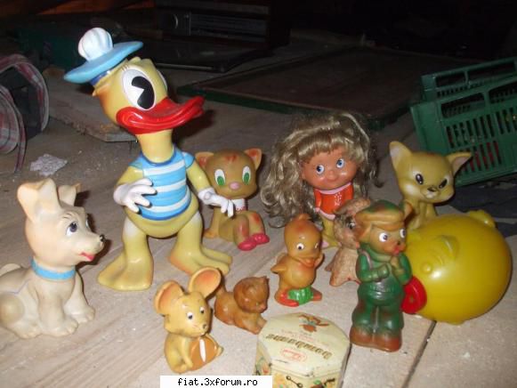 Jucarii Tabla sau Plastic (RO, DDR, USSR, Japonia, China) - lot de jucarii romanesti - Classic corner