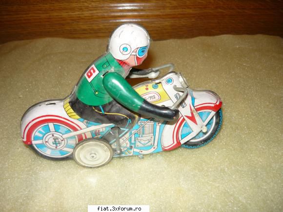 Jucarii Tabla sau Plastic (RO, DDR, USSR, Japonia, China) - moto china din tabla 50 lei - Classic corner