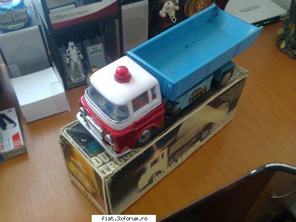 Jucarii Tabla sau Plastic (RO, DDR, USSR, Japonia, China) - Camion cu cutia originala === - Classic corner