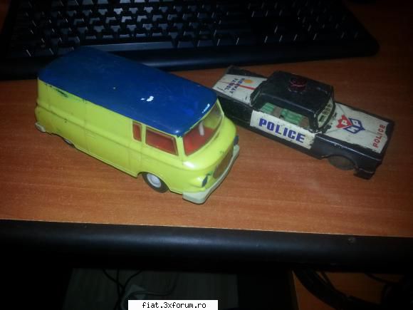 Jucarii Tabla sau Plastic (RO, DDR, USSR, Japonia, China) - Barkas si masina de tabla - Classic corner