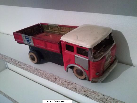 Jucarii Tabla sau Plastic (RO, DDR, USSR, Japonia, China) - camion tabla (seamana a Skoda) - Classic corner
