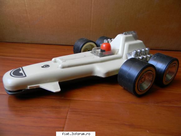 Jucarii Tabla sau Plastic (RO, DDR, USSR, Japonia, China) - TORO - Classic corner