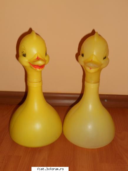 Jucarii Tabla sau Plastic (RO, DDR, USSR, Japonia, China) - Vand "Raţa cu cercuri" - Classic corner