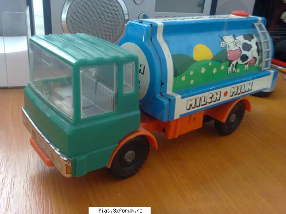 Jucarii Tabla sau Plastic (RO, DDR, USSR, Japonia, China) - De vanzare camion DDR - Classic corner