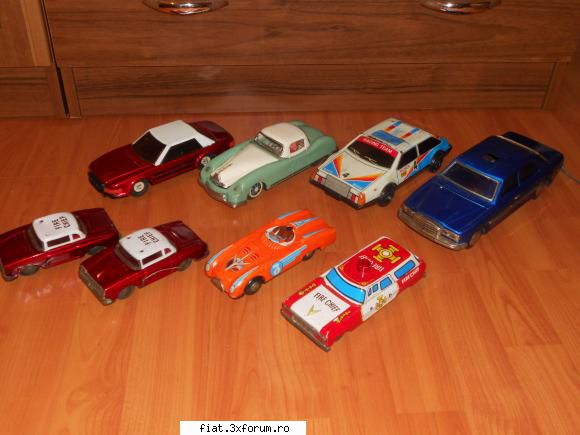 Jucarii Tabla sau Plastic (RO, DDR, USSR, Japonia, China) - Masinute mecanice. NU SUNT DE - Classic corner