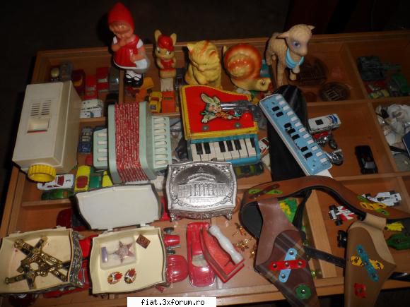 Jucarii Tabla sau Plastic (RO, DDR, USSR, Japonia, China) - 1robert - Classic corner