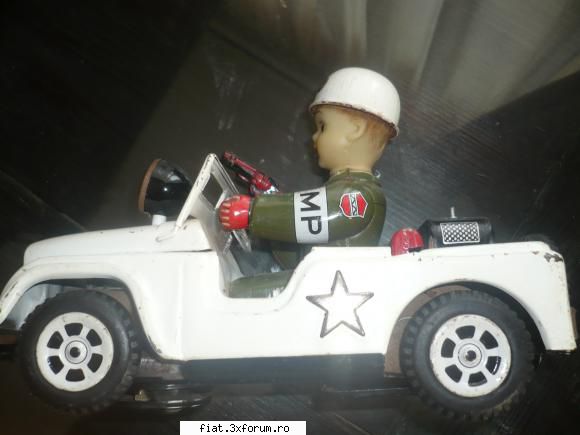 Jucarii Tabla sau Plastic (RO, DDR, USSR, Japonia, China) - Japanese metal jeep with - Classic corner