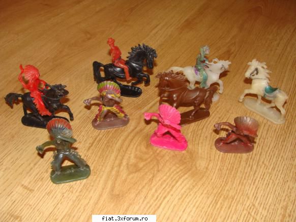 Jucarii Tabla sau Plastic (RO, DDR, USSR, Japonia, China) - Pret:60 lei pentru toti - Classic corner