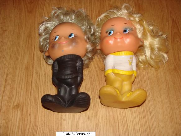 Jucarii Tabla sau Plastic (RO, DDR, USSR, Japonia, China) - Pret:50 lei ambele VANDUTE! - Classic corner