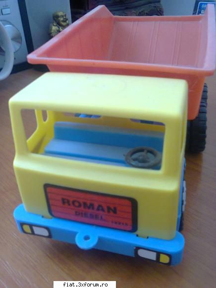 Jucarii Tabla sau Plastic (RO, DDR, USSR, Japonia, China) - De vanzare Basculanta ROMAN - Classic corner