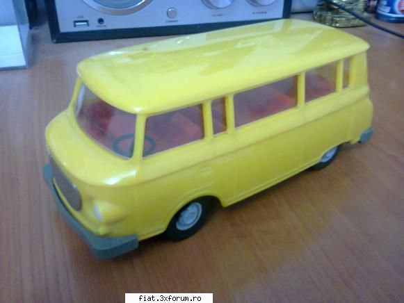 Jucarii Tabla sau Plastic (RO, DDR, USSR, Japonia, China) - De vanzare BARKAS persoane === - Classic corner