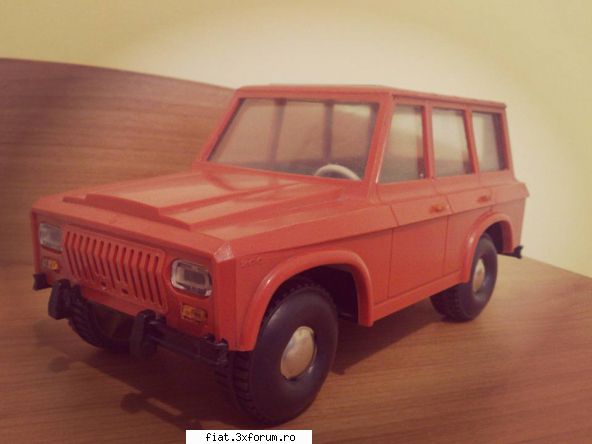 Jucarii Tabla sau Plastic (RO, DDR, USSR, Japonia, China) - Cumpar/schimb sasiu de aro 244 - Classic corner