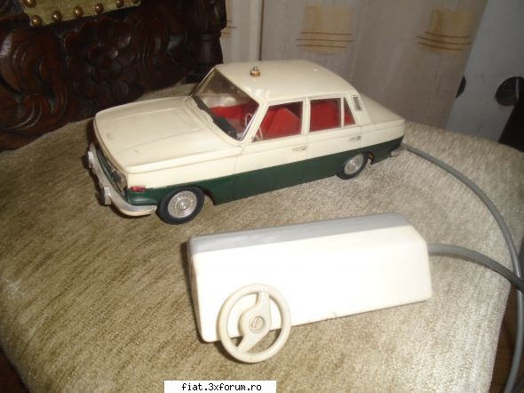 wartburg pentru - vandut jucarii tabla sau plastic (ro, ddr, ussr, japonia, china)