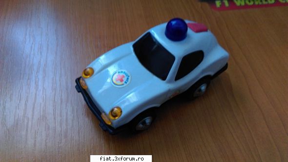 Jucarii Tabla sau Plastic (RO, DDR, USSR, Japonia, China) - De vanzare AMBULANCE stare buna - Classic corner