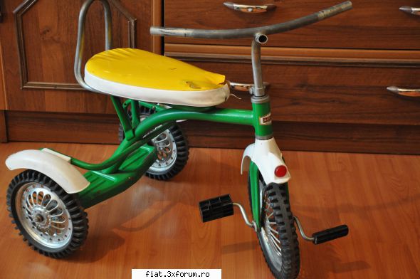 Jucarii Tabla sau Plastic (RO, DDR, USSR, Japonia, China) - Tricicleta veche,Made in - Classic corner