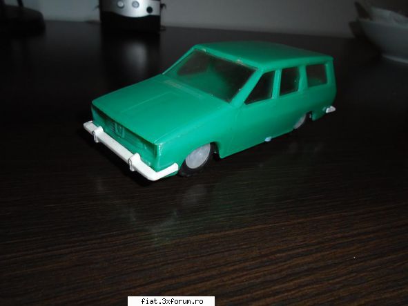 Jucarii Tabla sau Plastic (RO, DDR, USSR, Japonia, China) - Break-ul verde 6016 a primit - Classic corner