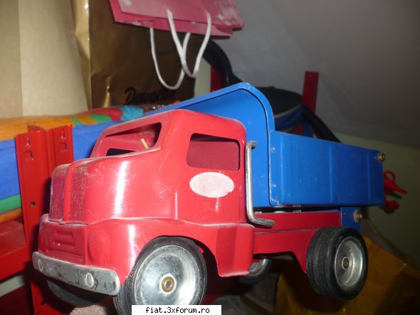 Jucarii Tabla sau Plastic (RO, DDR, USSR, Japonia, China) - de vanzare tonka USA 100 ron - Classic corner