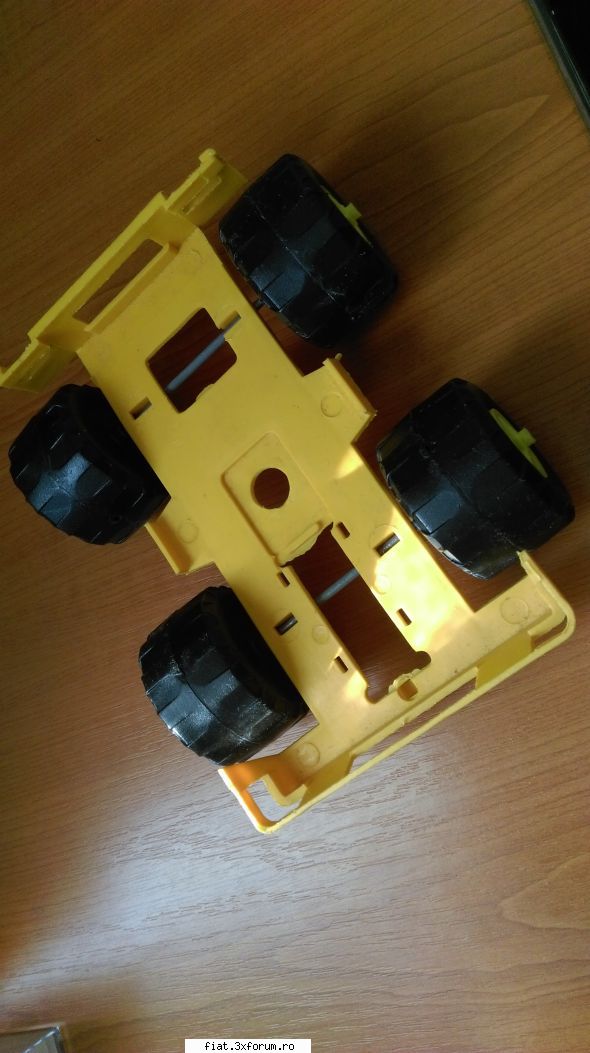 Jucarii Tabla sau Plastic (RO, DDR, USSR, Japonia, China) - De vanzare sasiu camion M A P - Classic corner