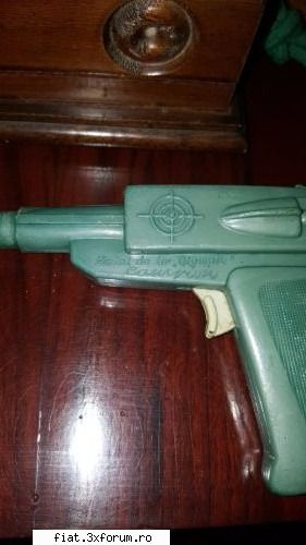 Jucarii Tabla sau Plastic (RO, DDR, USSR, Japonia, China) - Pistol de tir"Olympic" Campion - Classic corner