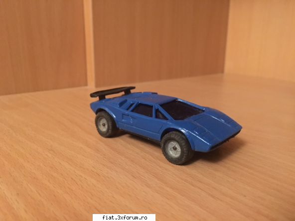 Jucarii Tabla sau Plastic (RO, DDR, USSR, Japonia, China) - Lamborghini - 30 lei - Classic corner
