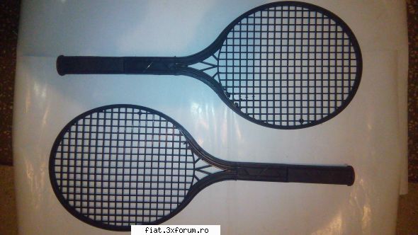 Jucarii vechi , comuniste - Rachete de tenis , romanesti , anii "80 . Pret - Anunturi
