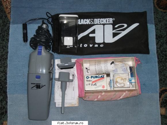 Lichidare garaj - 23. aspirator auto Black & Decker nou in ambalaj - Anunturi