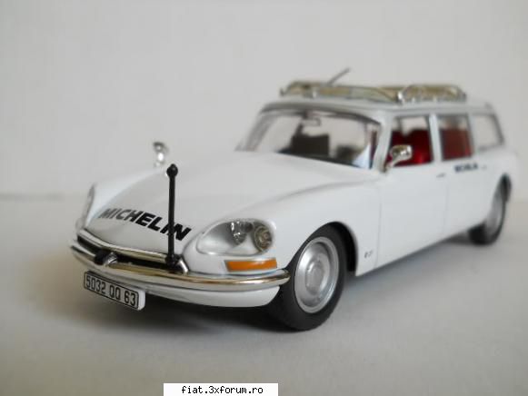 MACHETE ...d'ale lu' Theo(sc.1:43)! - 6.-CITROEN ID21 Break-produs IXO(ALTAYA) - Classic corner