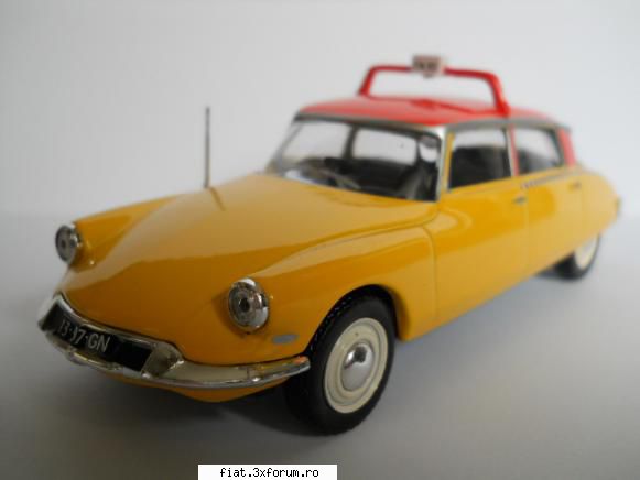 MACHETE ...d'ale lu' Theo(sc.1:43)! - 18.-CITROEN DS19 ,,TAXI Amstrdam''(1958)-produs - Classic corner