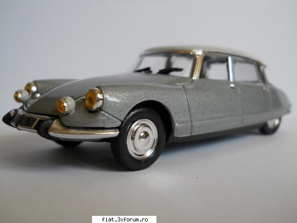 MACHETE ...d'ale lu' Theo(sc.1:43)! - 21.-CITROEN DS21 Pallas(1967)-produs NOREV - Classic corner