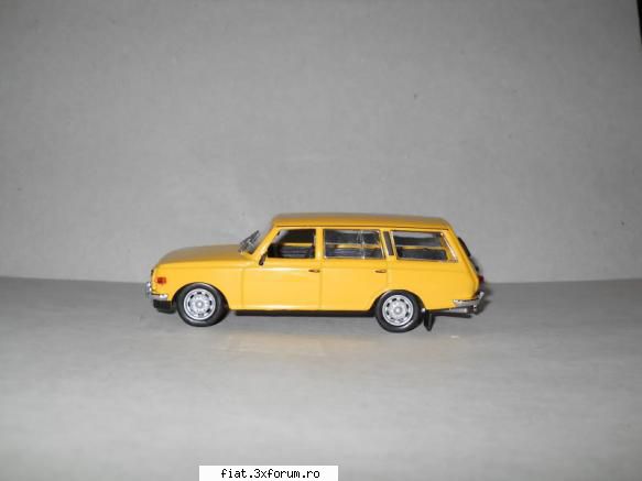 MACHETE ...d'ale lu' Theo(sc.1:43)! - 26.-WARTBURG 353 Tourist(Nr.2) - Classic corner