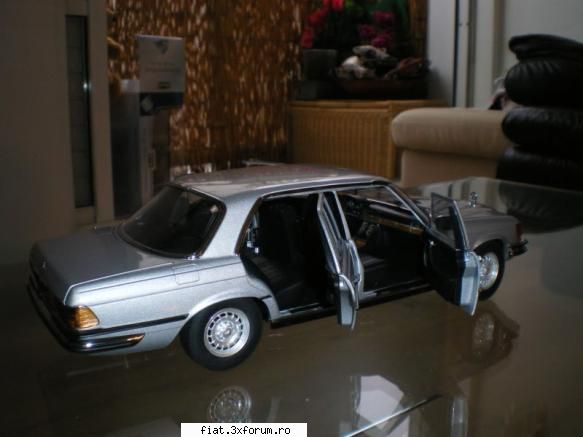 Macheta Mercedes Benz 450 Sel scala 1:18 - Se vinde, in Bucuresti de preferat... E nou nouta - Anunturi