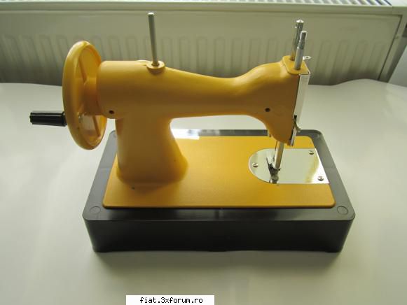Masina de cusut - jucarie ruseasca anii 70 - danny boy - Anunturi