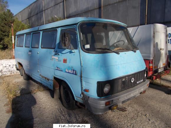 Masini de vanzare - 18. Rocar - microbuz pentru transport persoane - Anunturi