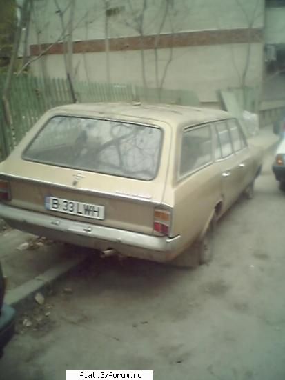 Masini vechi de vanzare - pe aceeasi strada un rekord C combi .. la 50 m se - Classic corner