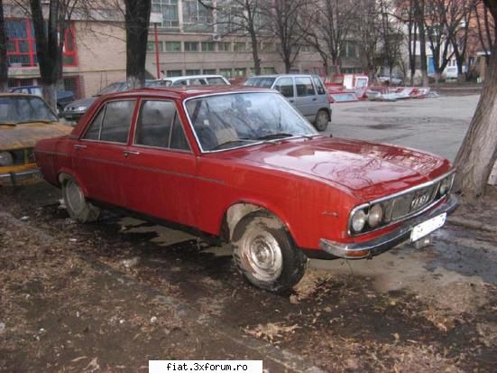 Masini vechi de vanzare - 2.500 EURO, negociabil masina mai apare si in - Classic corner